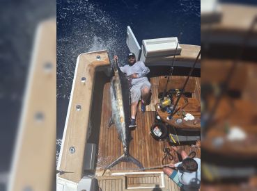 Chase N Dreams Ft Lauderdale Vip 64' Viking thumbnail