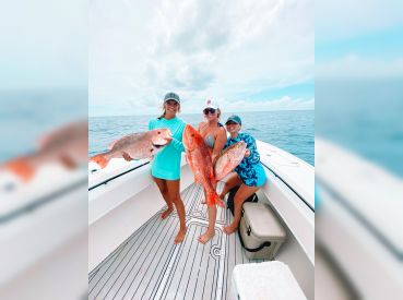 Reel Deal Fishing Charters – 32' thumbnail