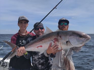 Reelhard Fishin Charter – 34' thumbnail