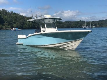 Roxy Fishing Club - 28’ Boat thumbnail