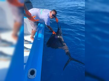 Whisper Fishing Team – 29' thumbnail