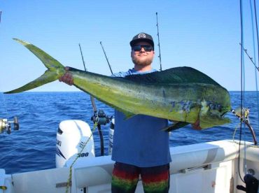 The Reel Myrtle Beach Fishing Charters - 32' thumbnail