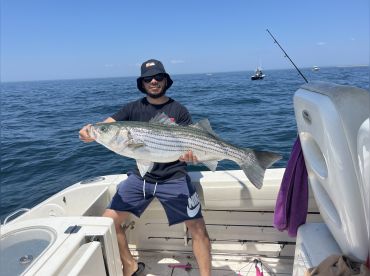 Fishon Fishing Charters thumbnail