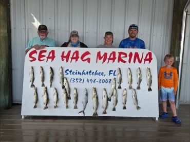 LFG Fishing Charters – 22' Bay Boat thumbnail