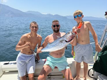 Manu fishing charter – Customized