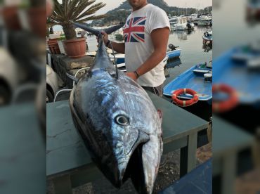 Manu fishing charter Professional of the tour
