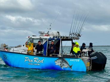 Pro Red Fishing Charters Melbourne thumbnail