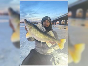 Unlimited Guide Service – Ice Fishing thumbnail