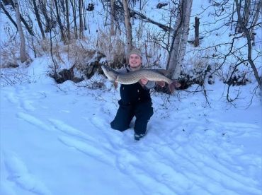 Crazy J’s Guiding 8hr icefishing