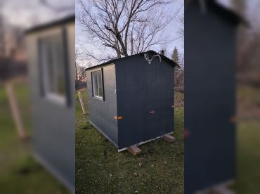 Out Of The Blue – Ice Shack Rental