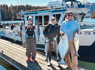 Seldovia Fishing Adventures – 32’ North River