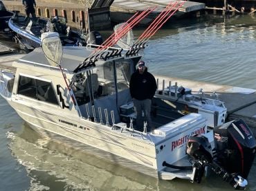 Right Hook Walleye Charters llc.