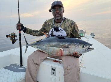 Black Pearl Charter – 40' thumbnail