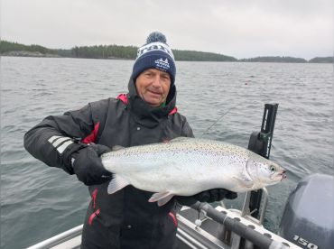 Tomas Henriksson Fishing Tours – Lake Vättern