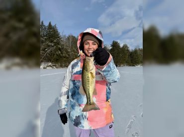 Aaron's Guide Service – Ice Fishing