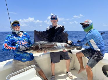 Fish's 35ft 9 Passengers - A/C Cabin thumbnail