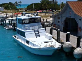 Y KNOT at the fort.  Dry Tortugas.