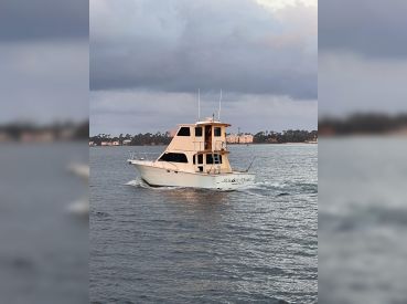 Reel Deal Fishing – Short Fuse thumbnail