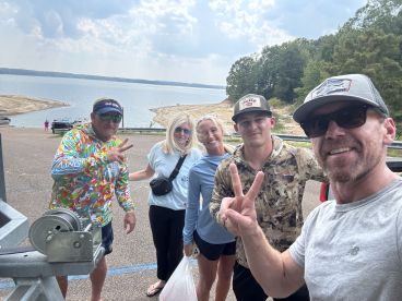 Cranking for Crappie and catfish with Ch