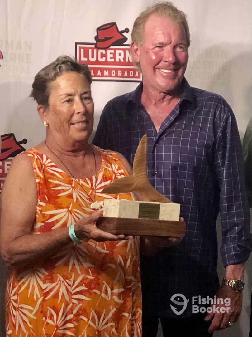 Triple award winner Betsy Bullard w' Capt. Sydnor