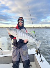 4/2 incredible bass fishing