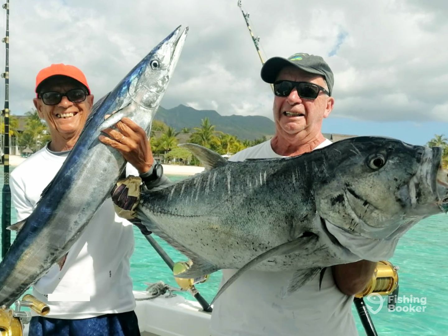 Le Morne Report Photo 0
