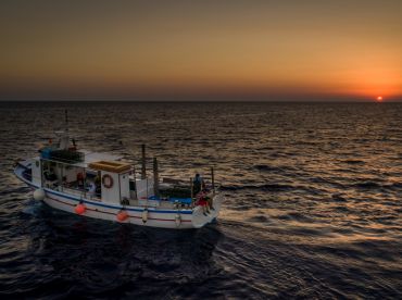 Santorini Report Photo 2