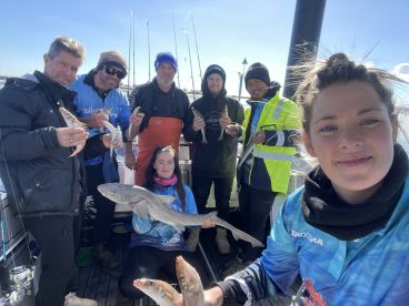 🎣 Major Look Fishing Charter – Where Even the Fish Have FOMO! 🐟