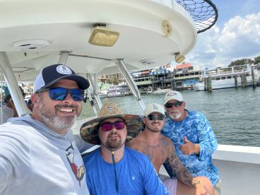 Great crew and smooth riding boat.