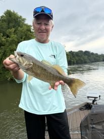 Slaying smallmouth with Capt. Ridge