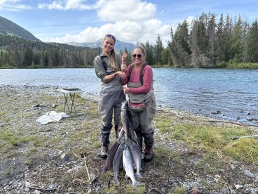 Amazing fishing charter!!! Lots of salmon 