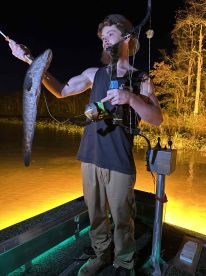 Fun experience bowfishing