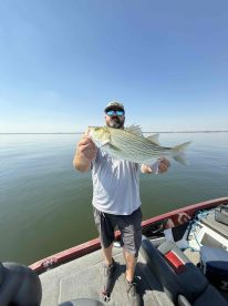 we hammered thise fish. We got tons of big fish. Best charter in my life z