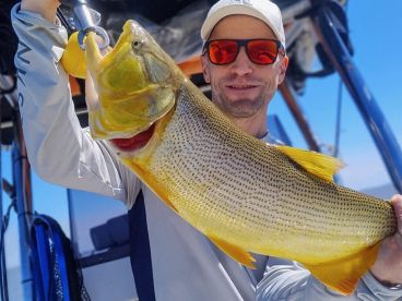 Nice day on Rio de la Plata - several dorados caught