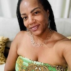 Rochelle B.